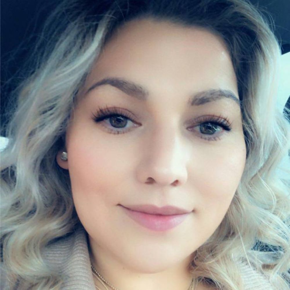 Meet your Posher, Dalia